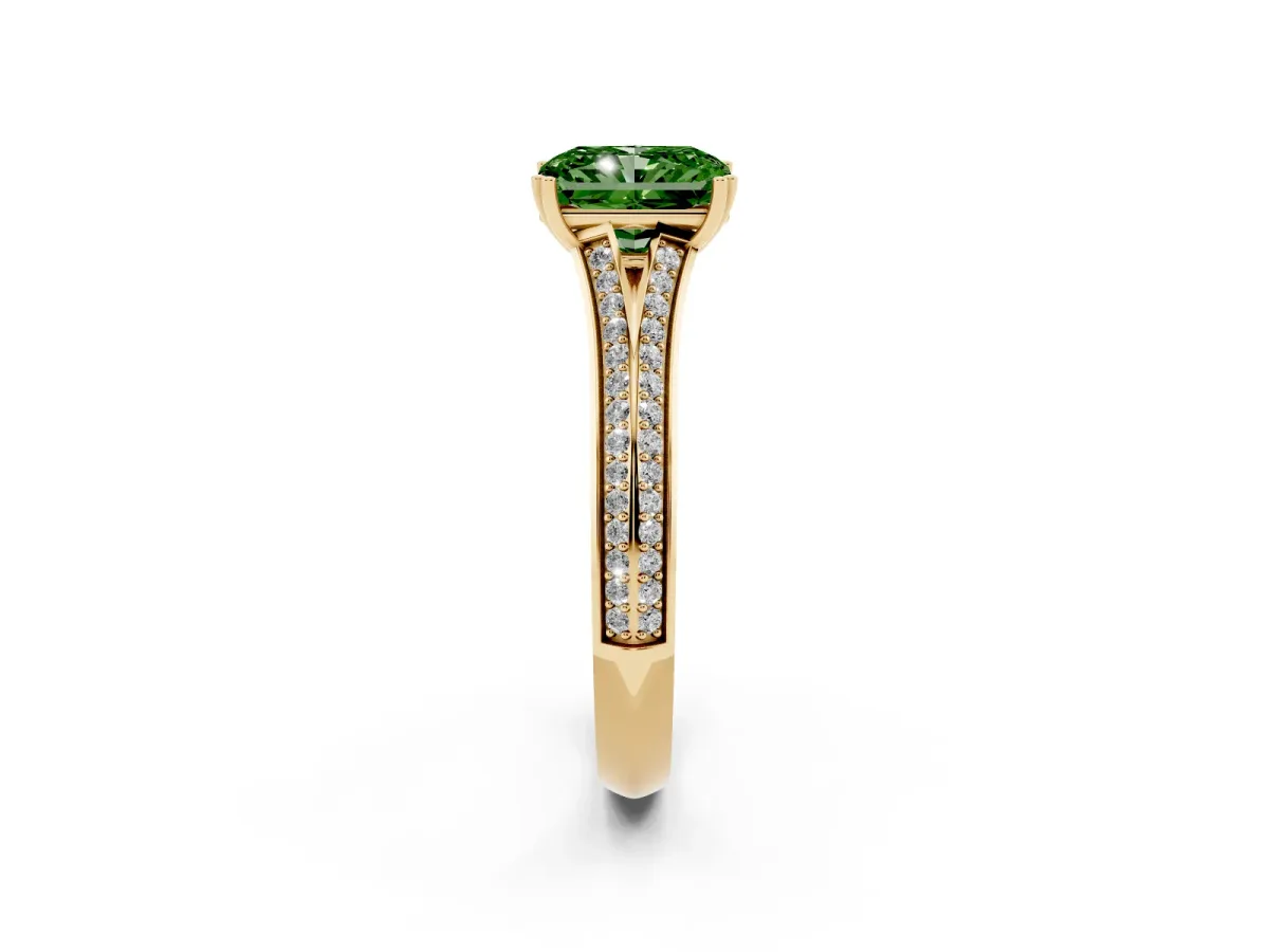 Fancy Green Radiant Cut Diamond Split Shank Engagement Ring with Pavé Band Yellow gold
