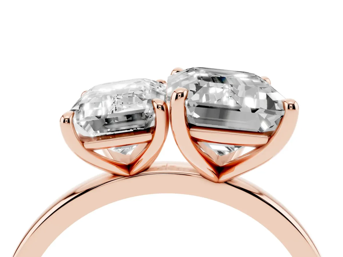 Emerald Cut and Emerald Cut Toi Moi Ring with Prong Setting Rose gold
