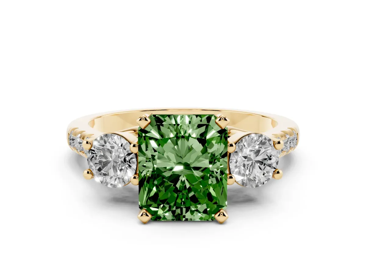 Fancy Green Three-Stone Radiant Cut Diamond Pavé Band with Four-Prong Setting Yellow gold