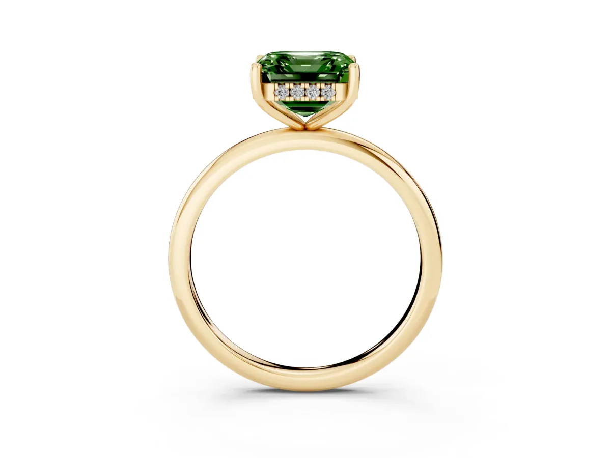 Fancy Green Asscher Cut Cut Solitaire Engagement Ring with Four-Prong Setting and Classic Band Yellow gold