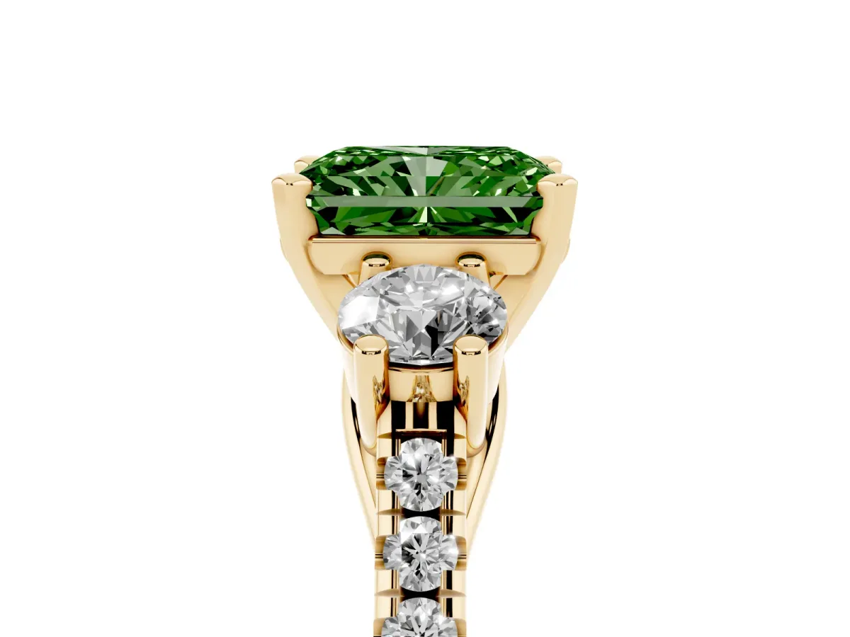 Fancy Green Three-Stone Radiant Cut Diamond Pavé Band with Four-Prong Setting Yellow gold