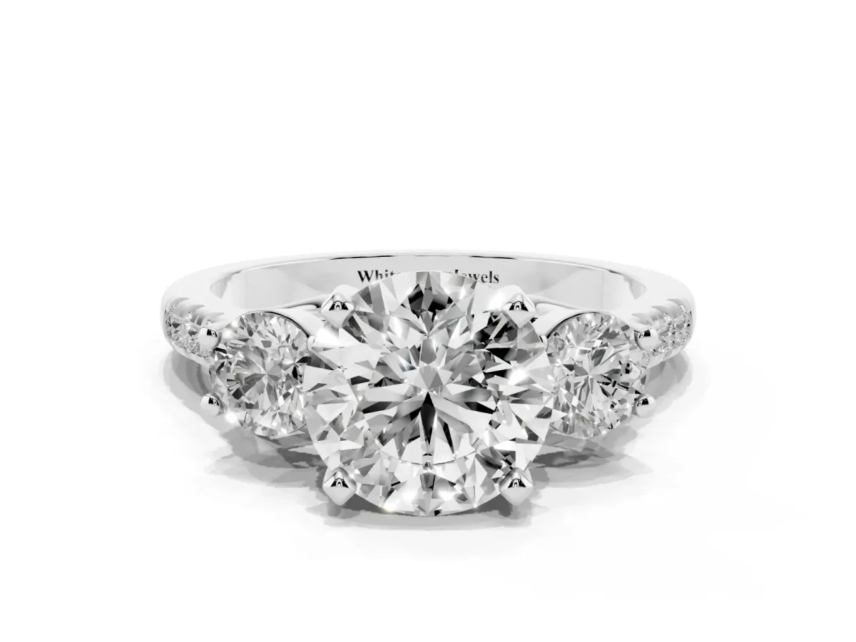 Three-Stone Round Cut Diamond Pavé Band with Four-Prong Setting White gold