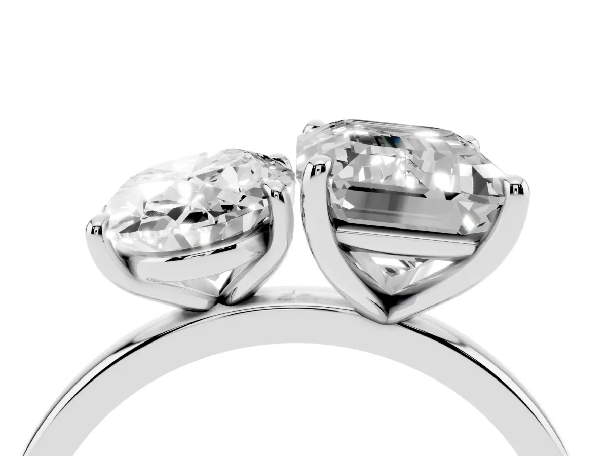 Oval Cut and Emerald Cut Toi Moi Ring with Prong Setting Platinum