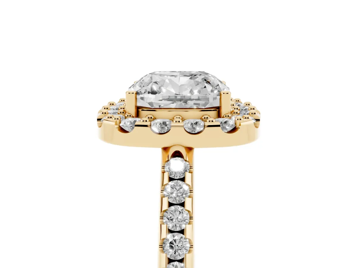 Cushion Cut Diamond Pavé Halo Ring with Four-Prong Setting Yellow gold
