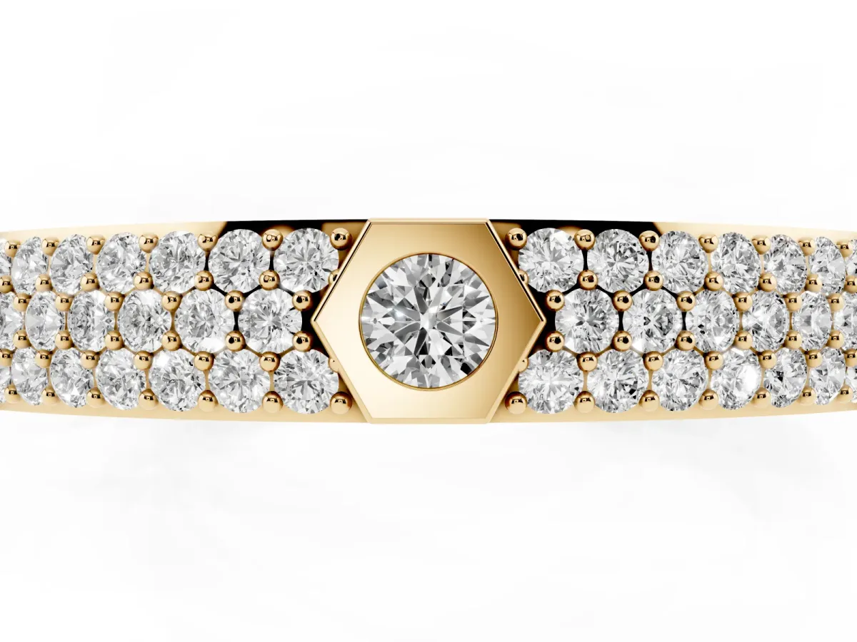 Round Diamond Pavé Promise Ring with Round Diamond Accents Yellow gold