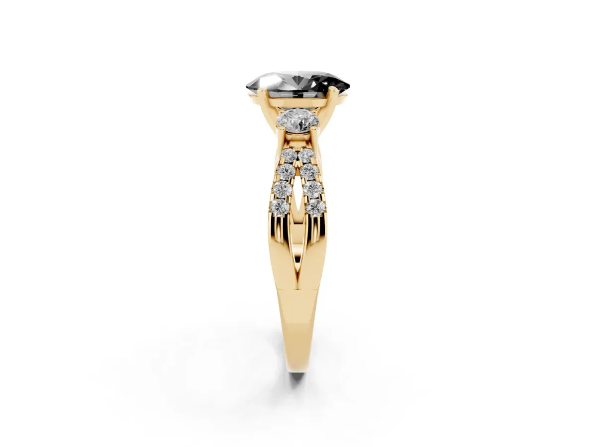 Fancy Black Oval Cut Diamond Three-Stone Ring with Pavé Split Shank and Four-Prong Setting Yellow gold