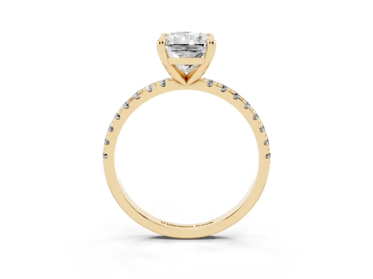Radiant Cut Diamond Brilliant Solitaire Ring with Pavé Band and Four-Prong Setting Yellow gold