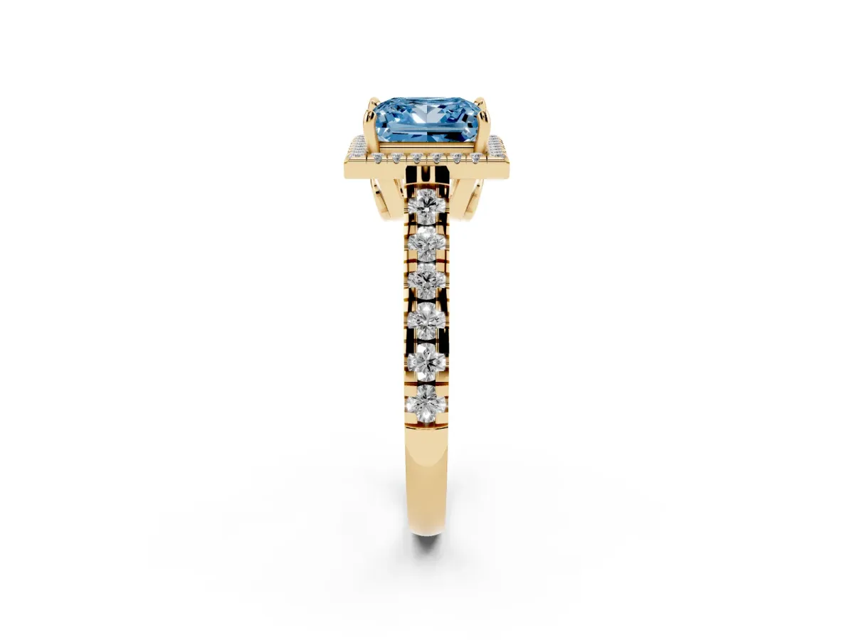 Fancy Blue Princess Cut Halo Pavé Diamond Engagement Ring with Four-Prong Setting Yellow gold