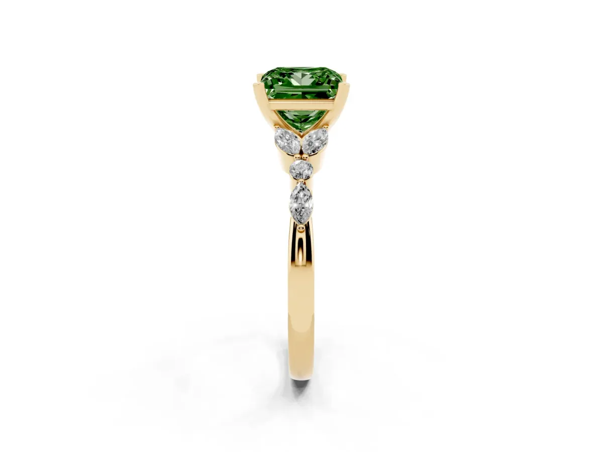 Fancy Green Princess Cut Diamond Solitaire Ring with Side Stones and Four-Prong Setting Yellow gold