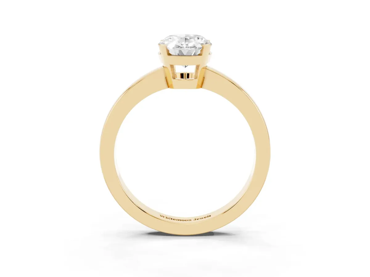 Oval Cut Cut Solitaire Ring with Four-Prong Setting and Classic Band Yellow gold