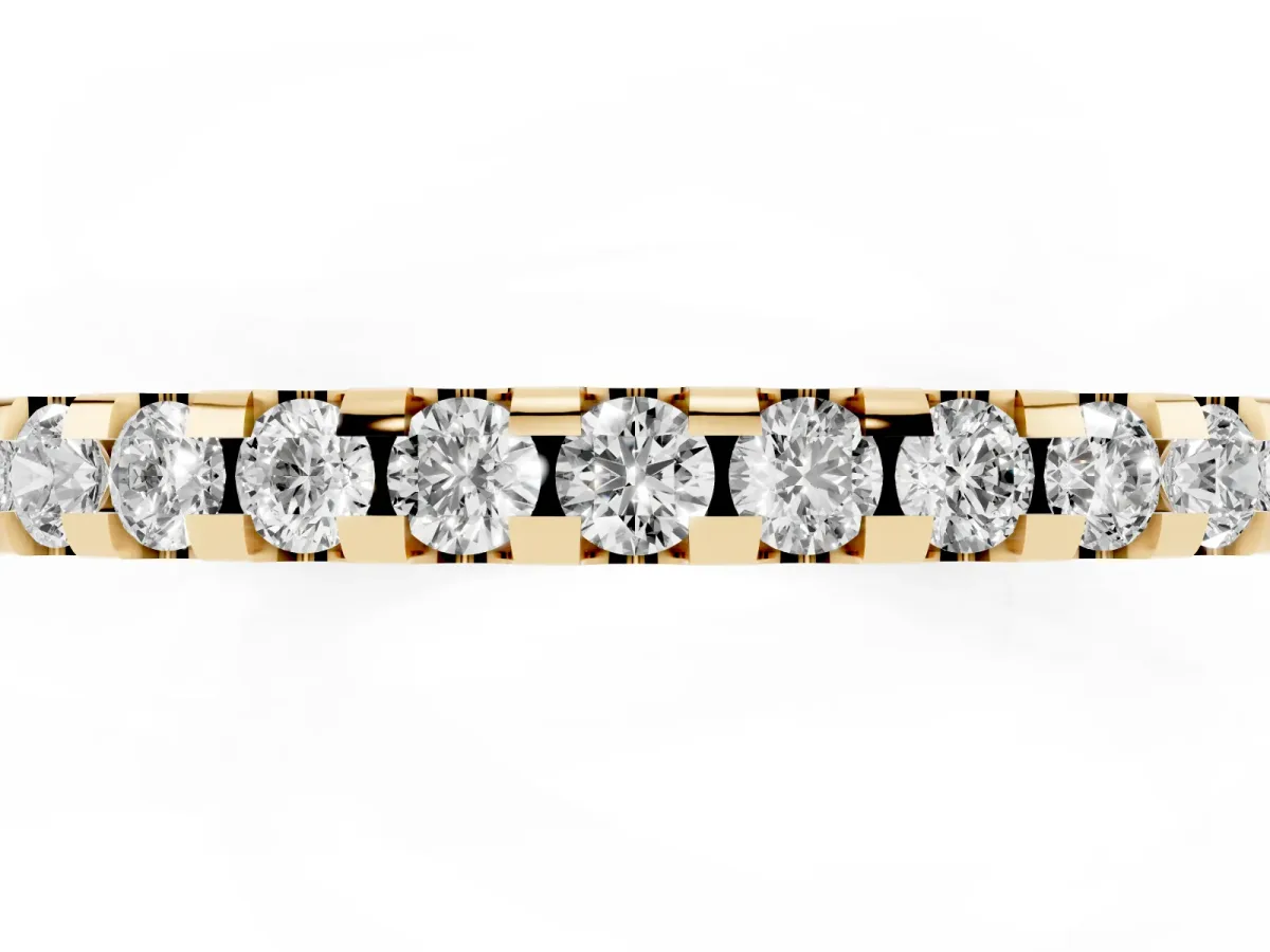 Round Diamond Half Eternity Band with Pavé Setting and Shared Prong Yellow gold