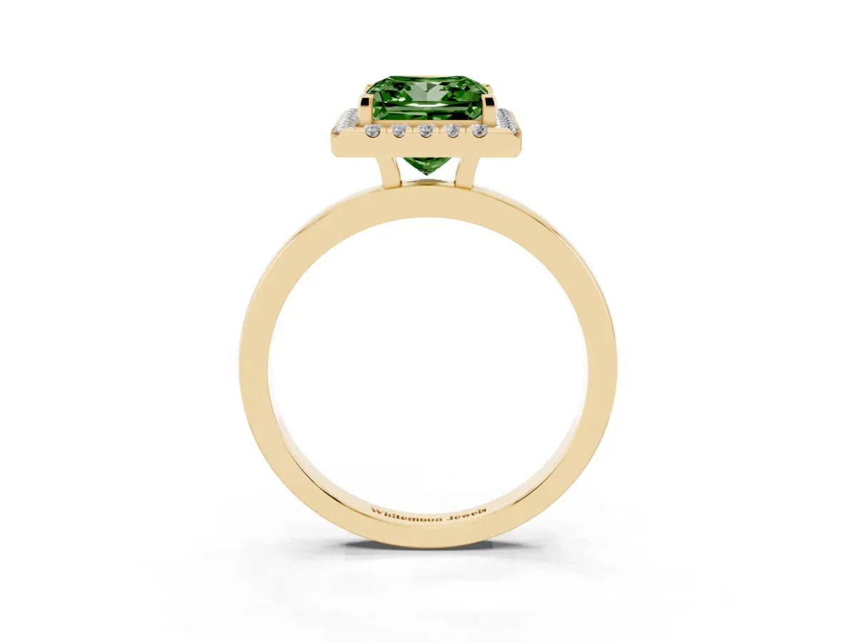 Fancy Green Princess Cut Halo Diamond Solitaire with Pavé Band and Four-Prong Setting Yellow gold