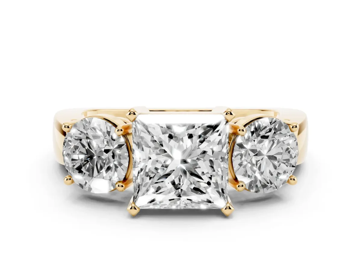 Three-Stone Princess Cut Diamond Ring with Round Side Stones, Classic Band, and Four-Prong Setting Yellow gold