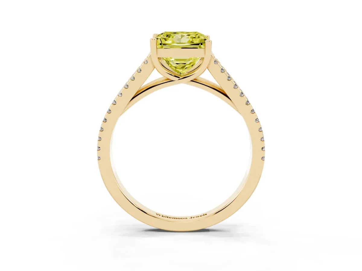 Fancy Yellow Princess Cut Diamond Solitaire Engagement Ring with Split Shank Pavé Band Yellow gold