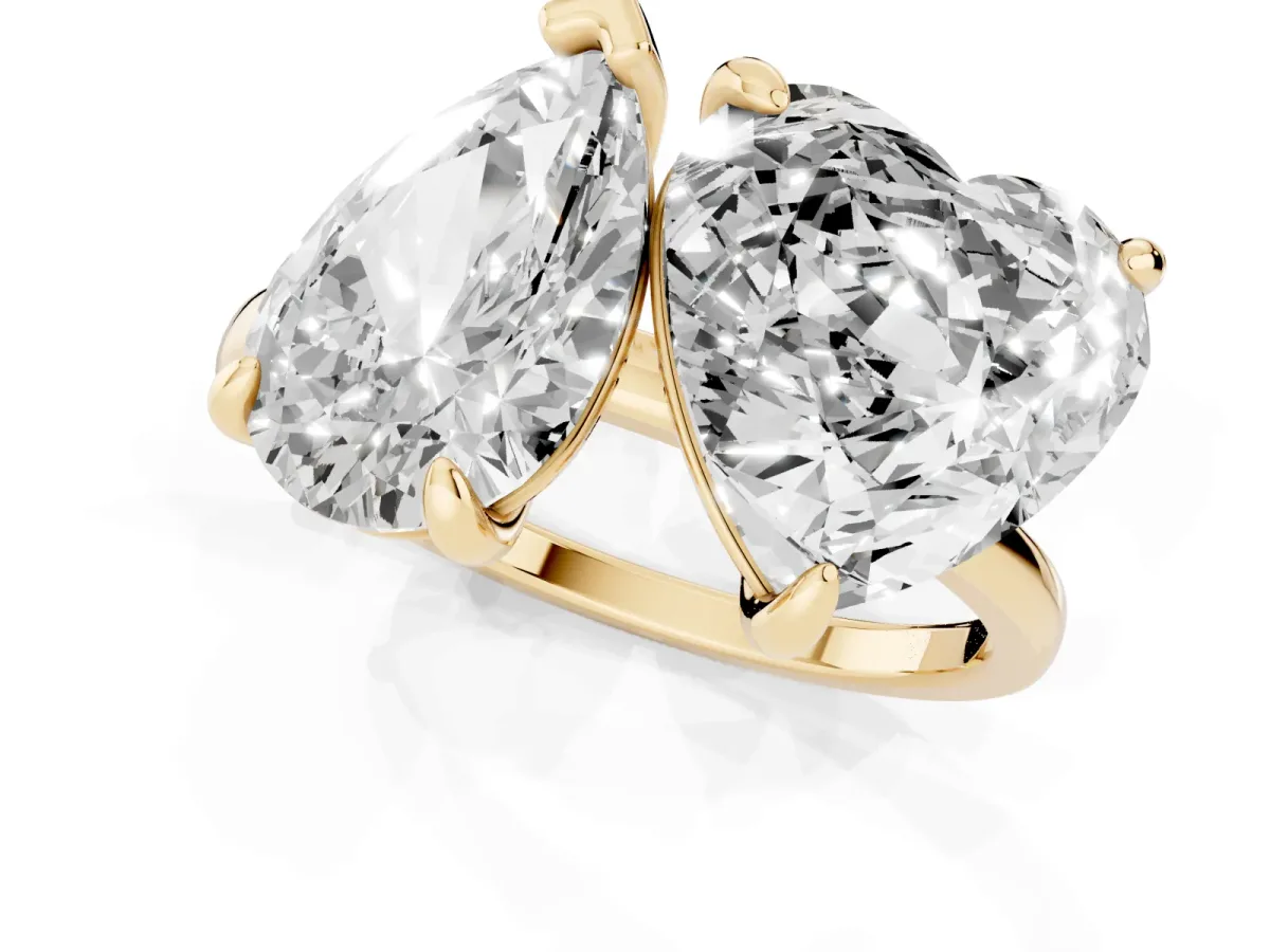 Pear and Heart Toi Moi Ring with Prong Setting and Plain Band Yellow gold
