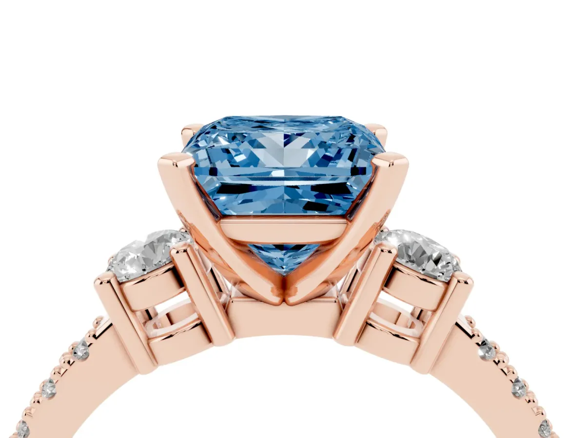 Fancy Blue Princess Cut Three-Stone Diamond Pavé Band with Prong Setting Rose gold