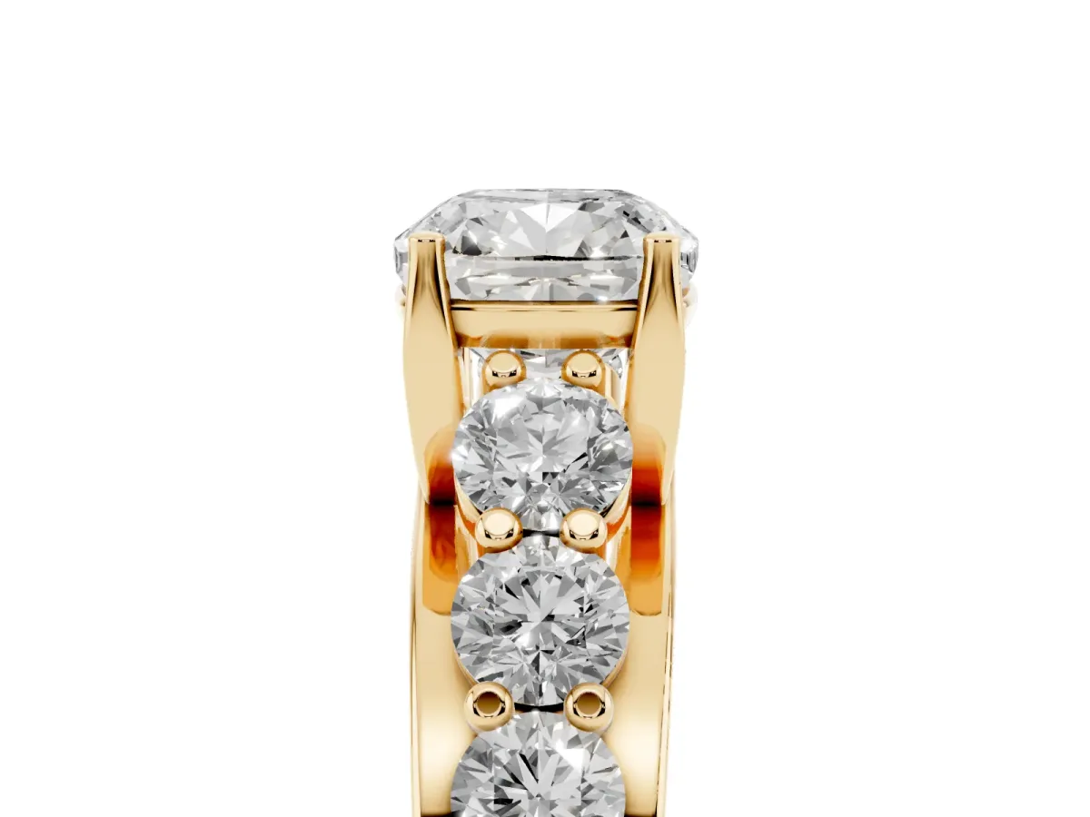 Cushion Cut Diamond Engagement Ring with Pavé Band and Four-Prong Setting Yellow gold