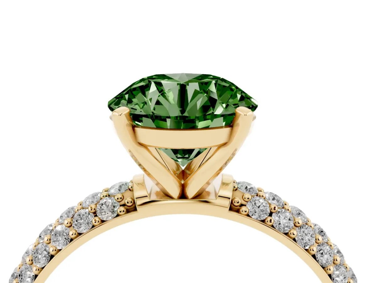 Fancy Green Round Cut Diamond Solitaire Ring with Prong Setting and Pavé Band Yellow gold
