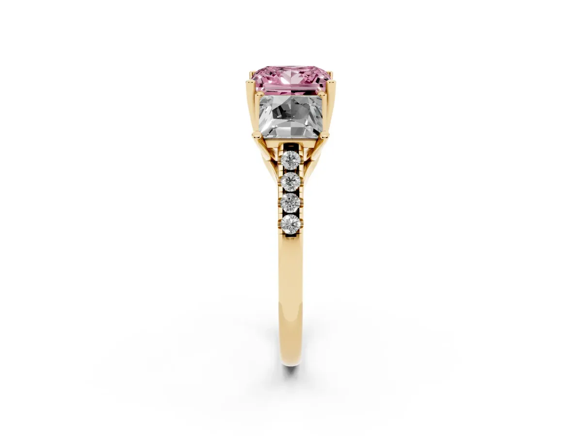 Fancy Pink Three-Stone Princess Cut Diamond Ring with Round Pavé Band and Prong Setting Yellow gold