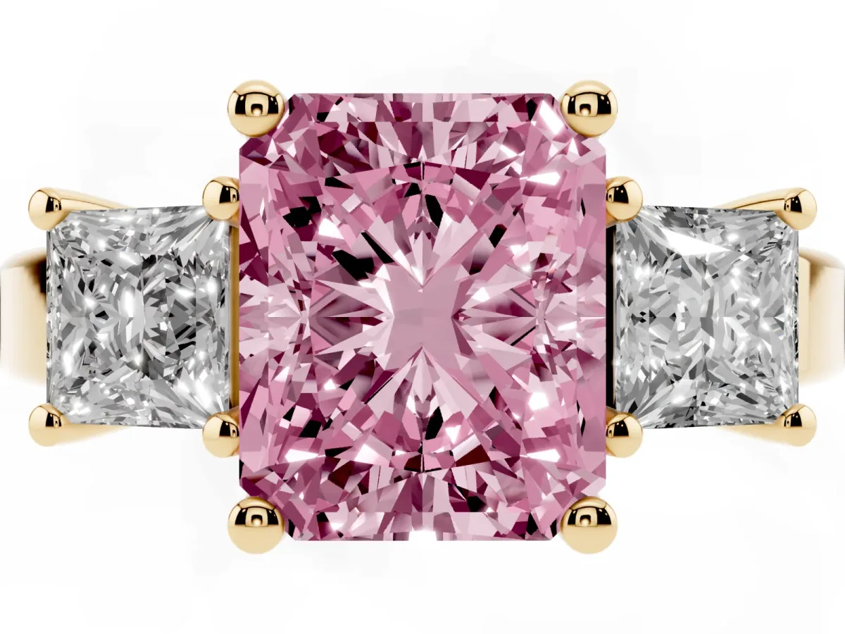 Fancy Pink Three-Stone Radiant Cut Cut Solitaire Ring with Prong Setting Yellow gold