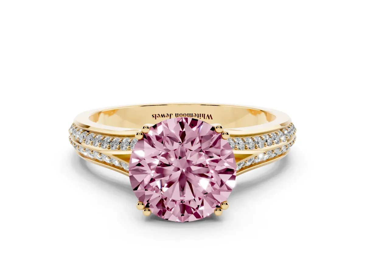 Fancy Pink Round Cut Diamond Split Shank Engagement Ring with Pavé Band Yellow gold