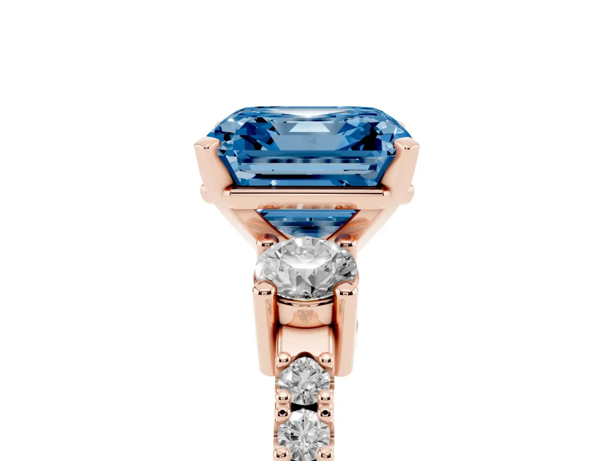 Fancy Blue Asscher Cut Three-Stone Diamond Pavé Band with Prong Setting Rose gold