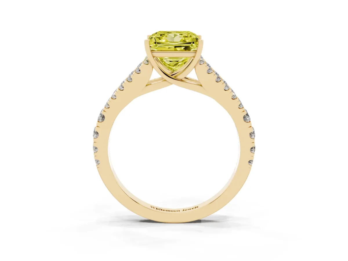 Fancy Yellow Princess Cut Diamond Split Shank Pavé Engagement Ring with Four-Prong Setting Yellow gold