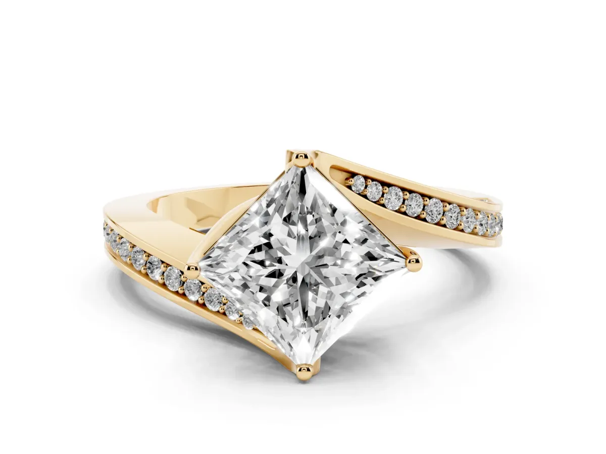 Princess Cut Solitaire Diamond Twist Band with Pavé Setting and Four-Prong Setting Yellow gold