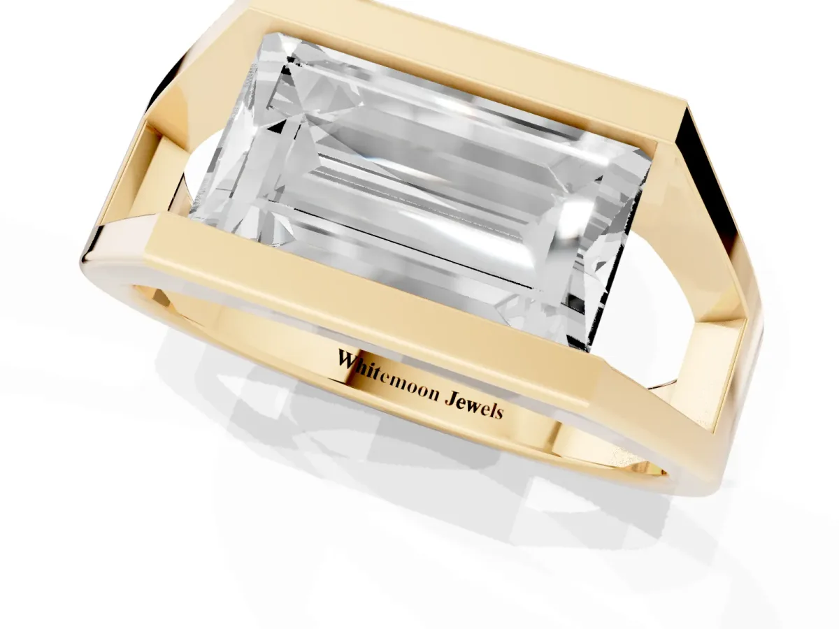 Baguette Diamond Geometric Solitaire Ring Yellow gold