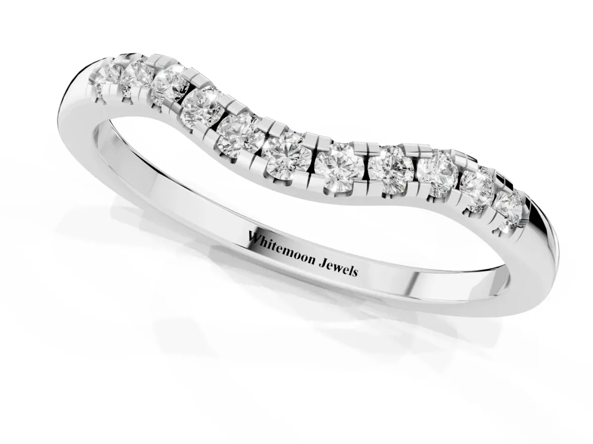 Round Diamond Curved Pavé Wedding Band Platinum