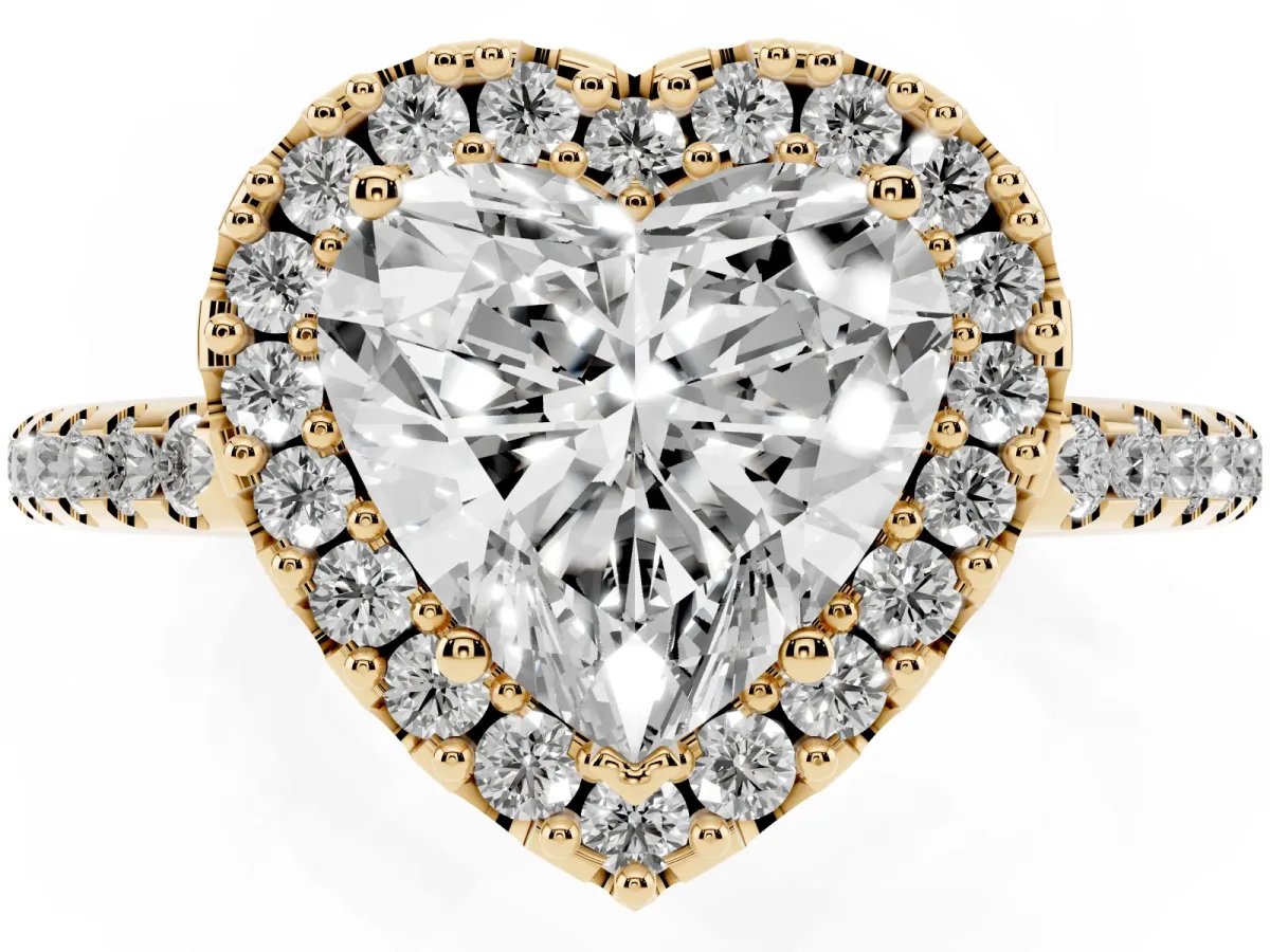 Heart Cut Diamond Pavé Halo Ring with Four-Prong Setting Yellow gold