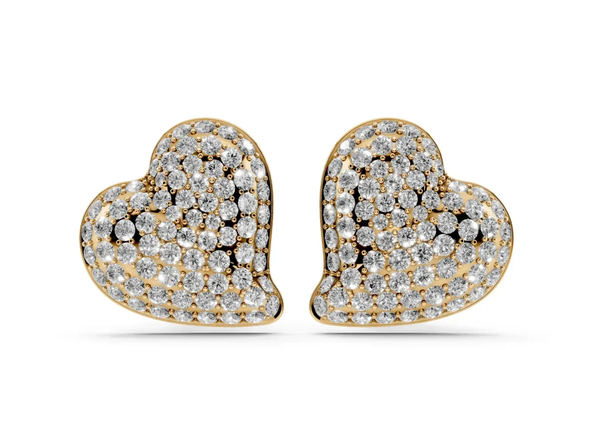 Round Diamond Heart Pavé Stud Earrings Yellow gold