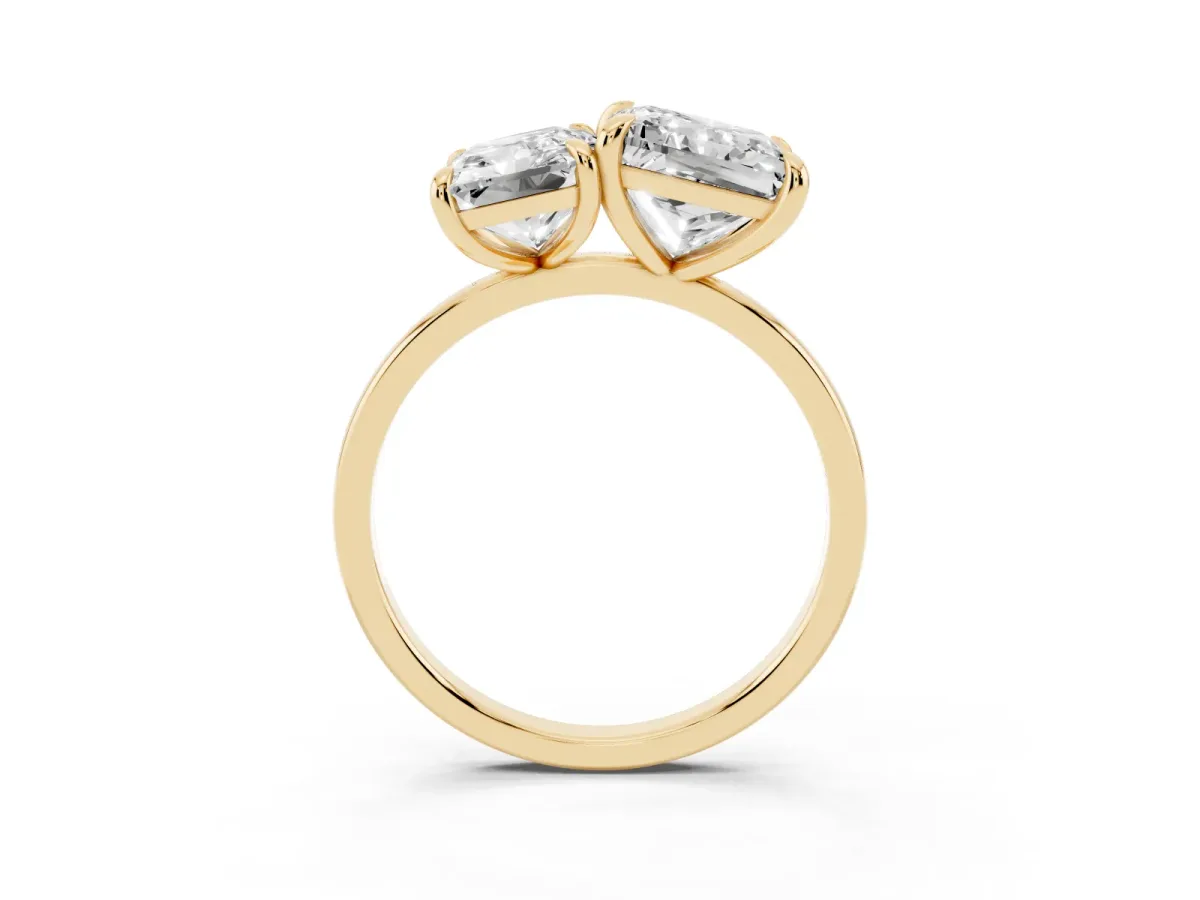 Radiant and Princess Toi Moi Ring with Prong Setting and Plain Band Yellow gold