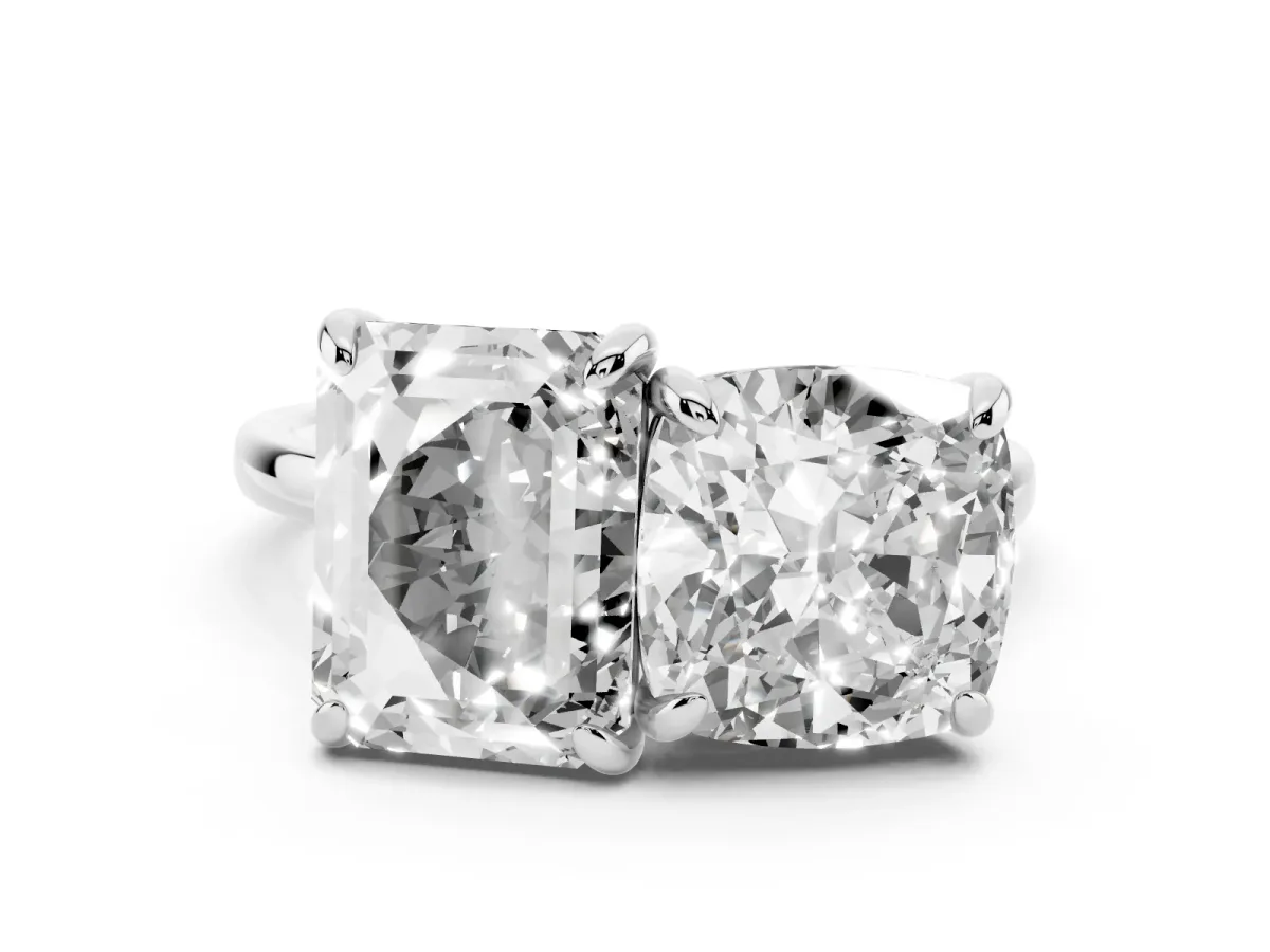 Cushion and Emerald Toi Moi Ring with Prong Setting and Plain Band Silver