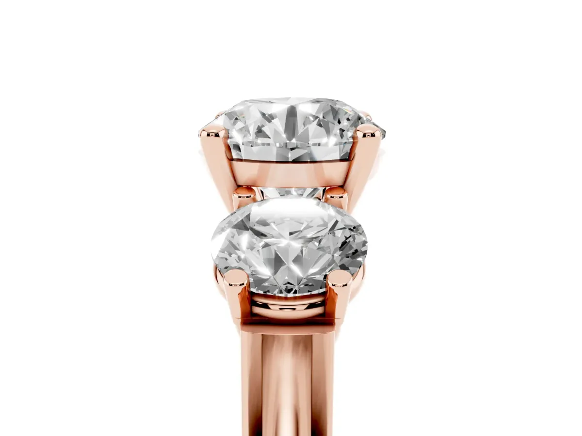 Three-Stone Round Cut Brilliant Diamond Trellis Ring with Comfort Fit Band Rose gold