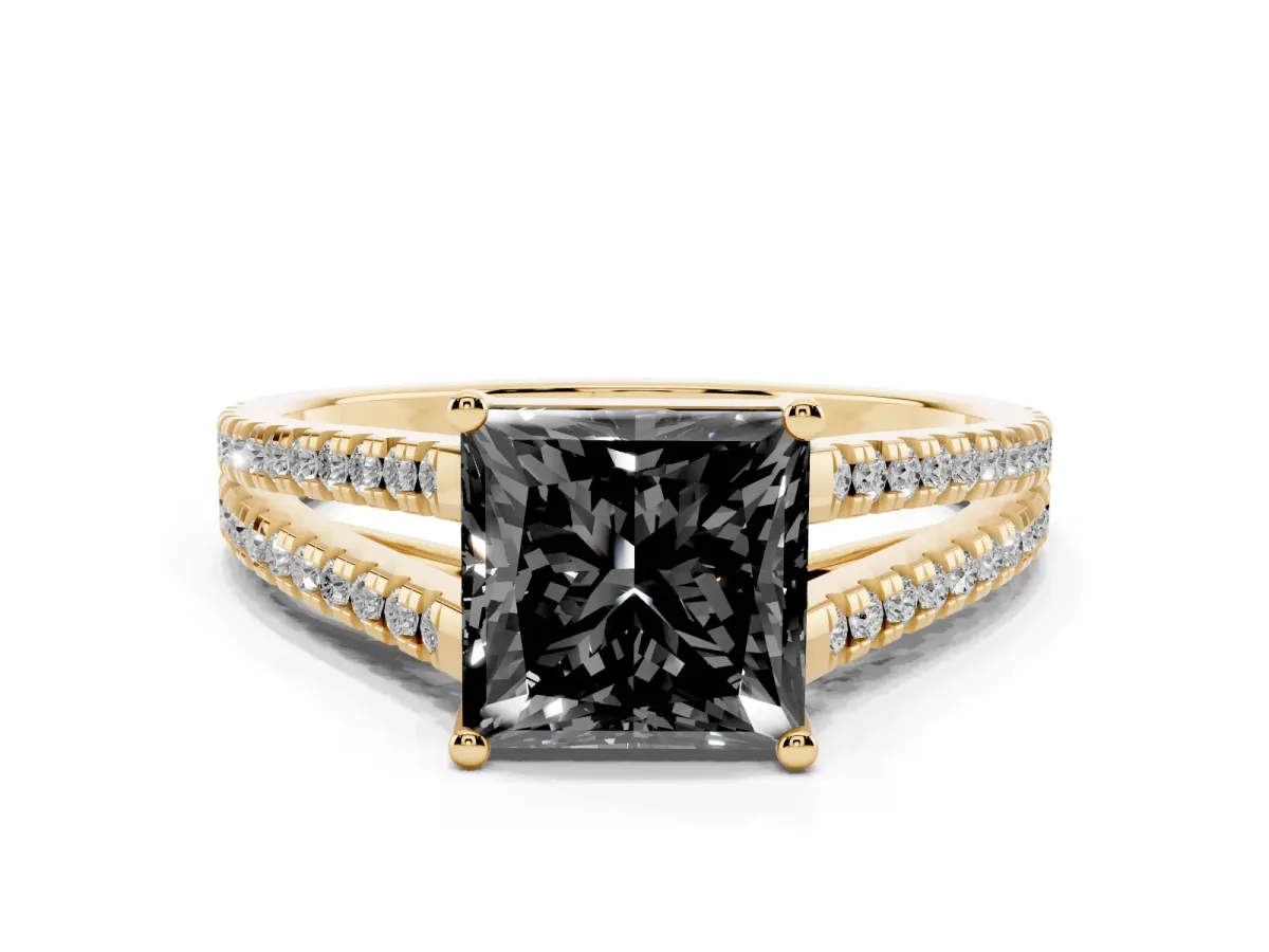 Fancy Black Princess Cut Diamond Solitaire Engagement Ring with Split Shank Pavé Band Yellow gold
