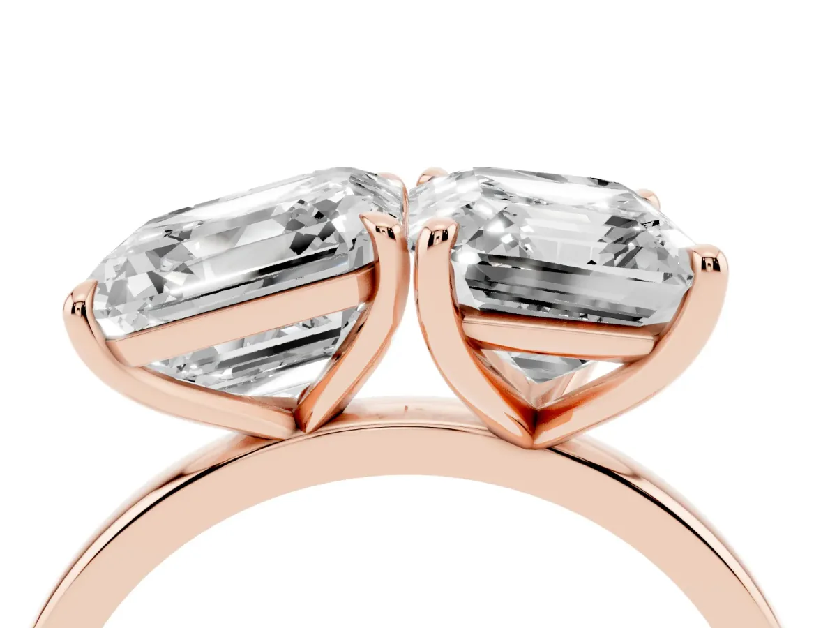 Asscher Cut and Emerald Cut Toi Moi Ring with Prong Setting Rose gold