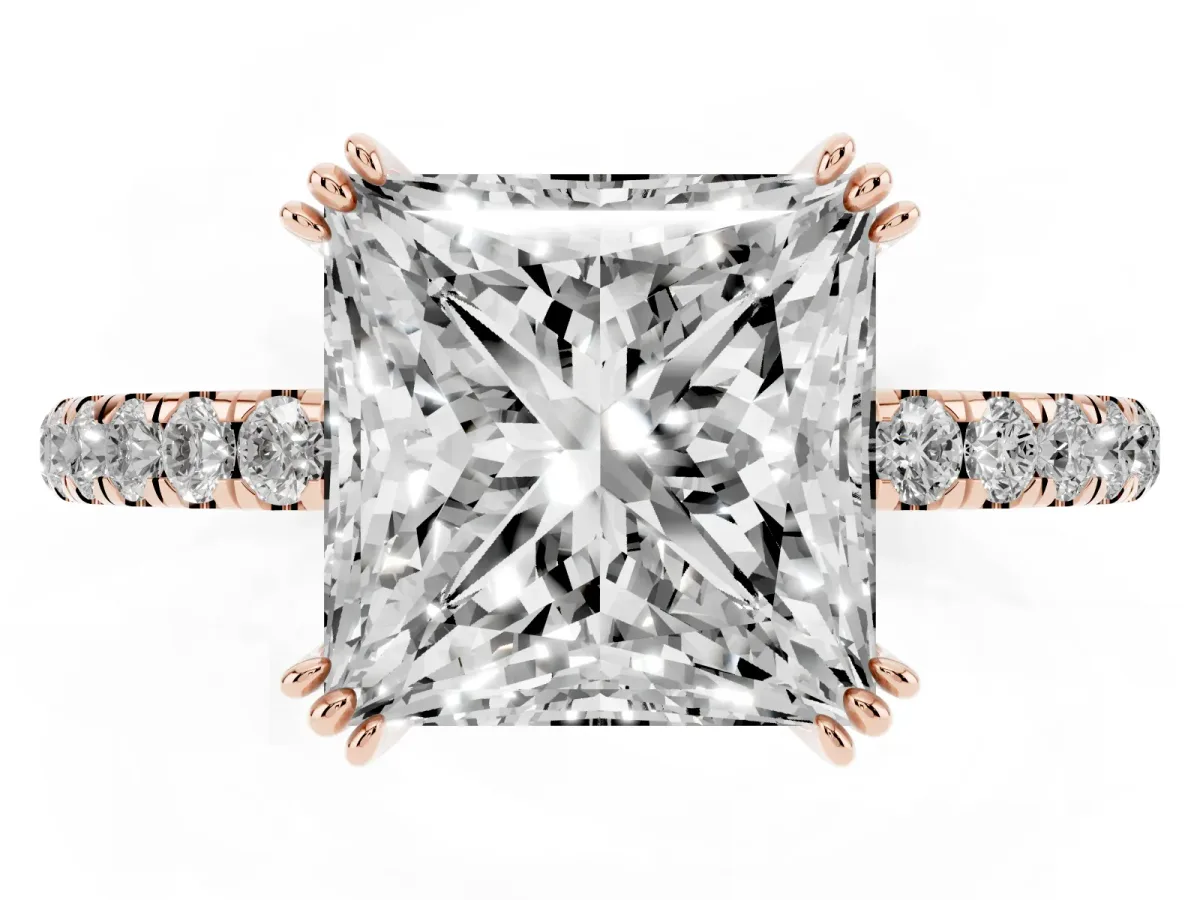 Princess Cut Brilliant Solitaire with Pavé Band and Claw Prong Setting Rose gold
