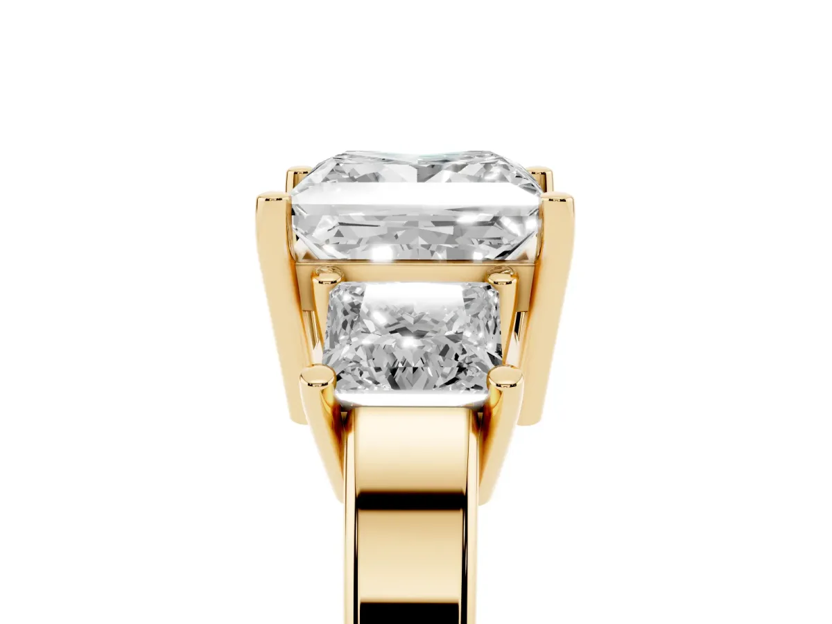 Three-Stone Princess Cut Cut Solitaire Ring with Prong Setting Yellow gold