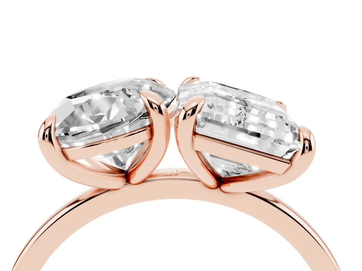 Round and Radiant Toi Moi Ring with Prong Setting and Plain Band Rose gold