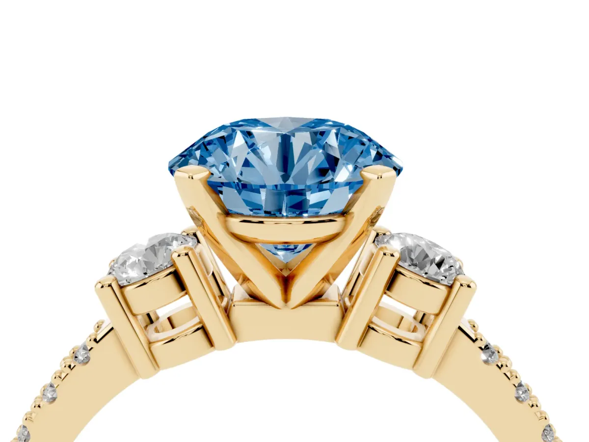 Fancy Blue Round Cut Three-Stone Diamond Pavé Band with Prong Setting Yellow gold