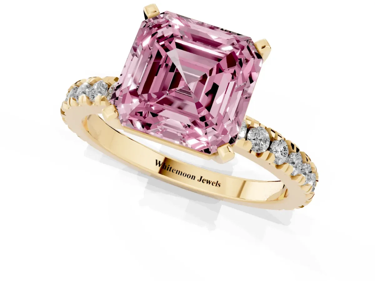 Fancy Pink Asscher Cut Diamond Pavé Band Solitaire with Four-Prong Setting Yellow gold