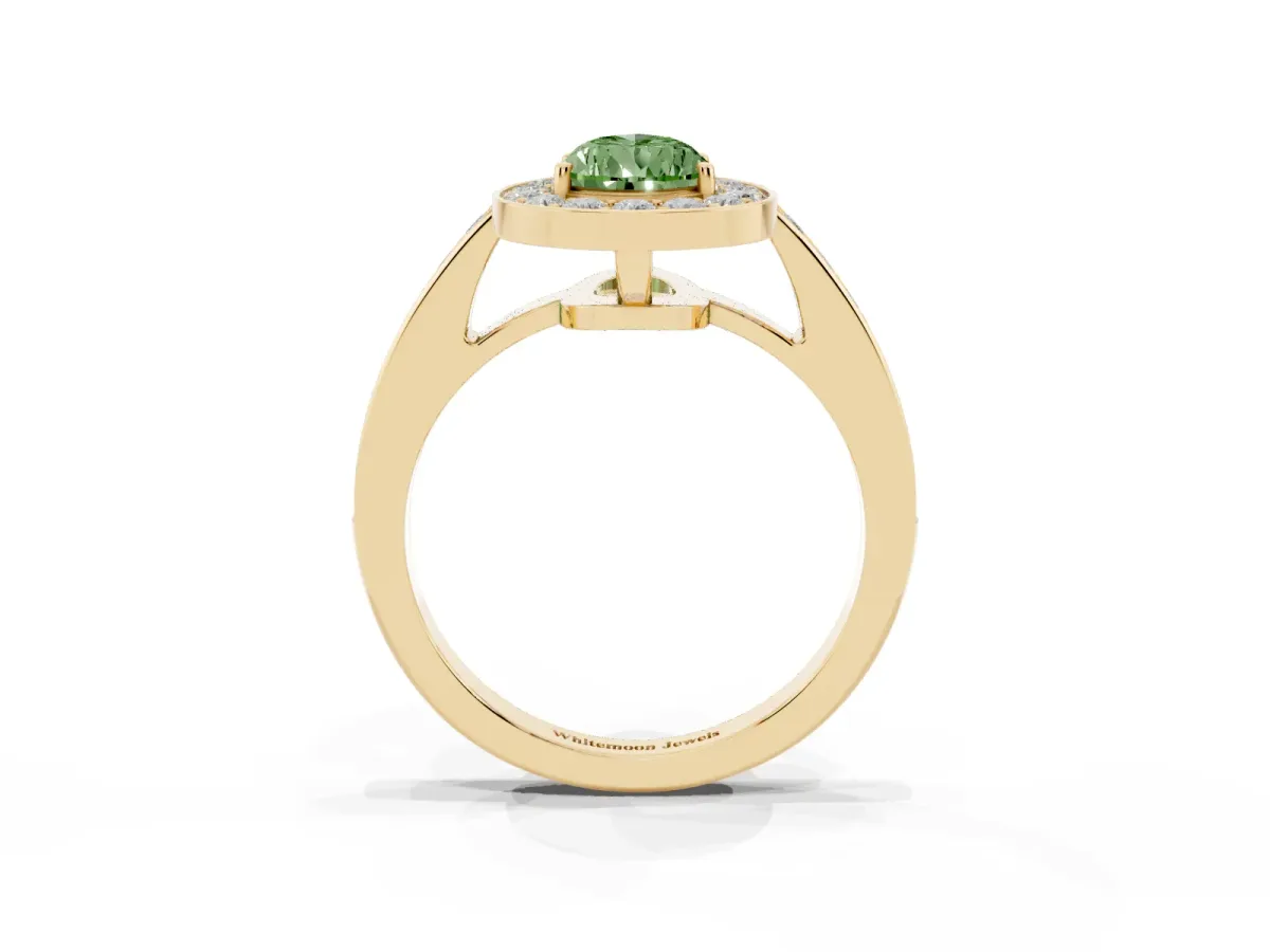 Fancy Green Pear Cut Halo Pavé Diamond Engagement Ring with Bezel Setting Yellow gold