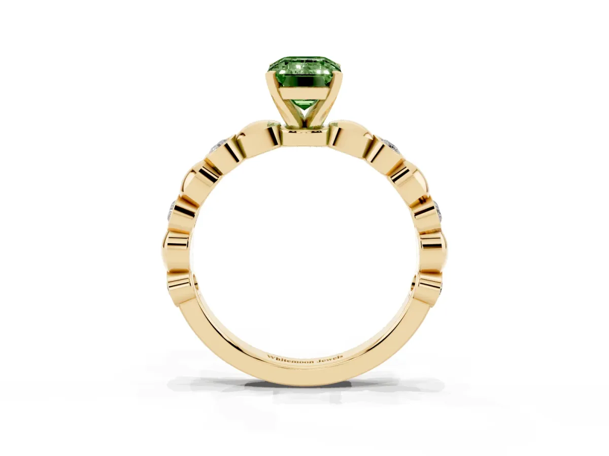 Fancy Green Emerald Cut Solitaire Bezel-Set Diamond Ring with Beaded Band and Four-Prong Setting Yellow gold