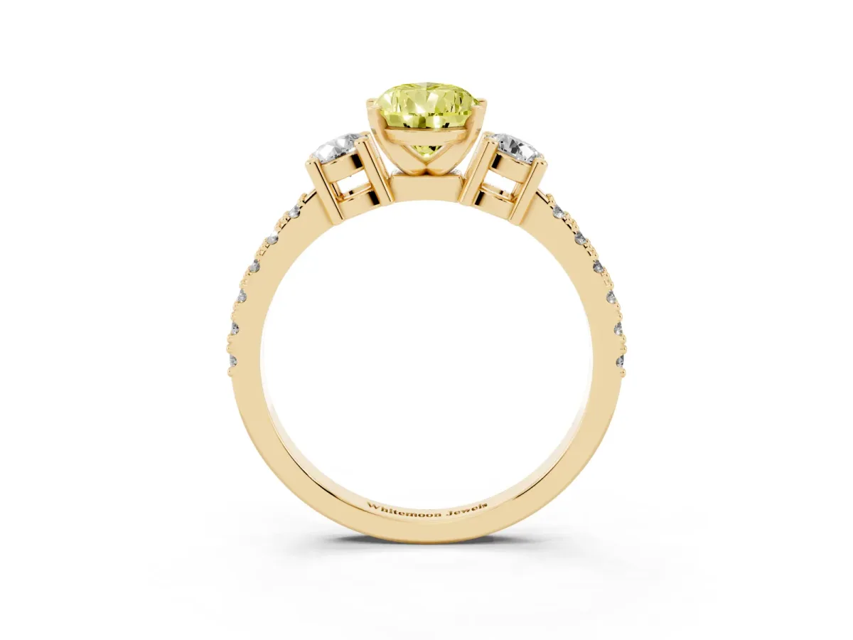 Fancy Yellow Pear Cut Three-Stone Diamond Pavé Band with Prong Setting Yellow gold
