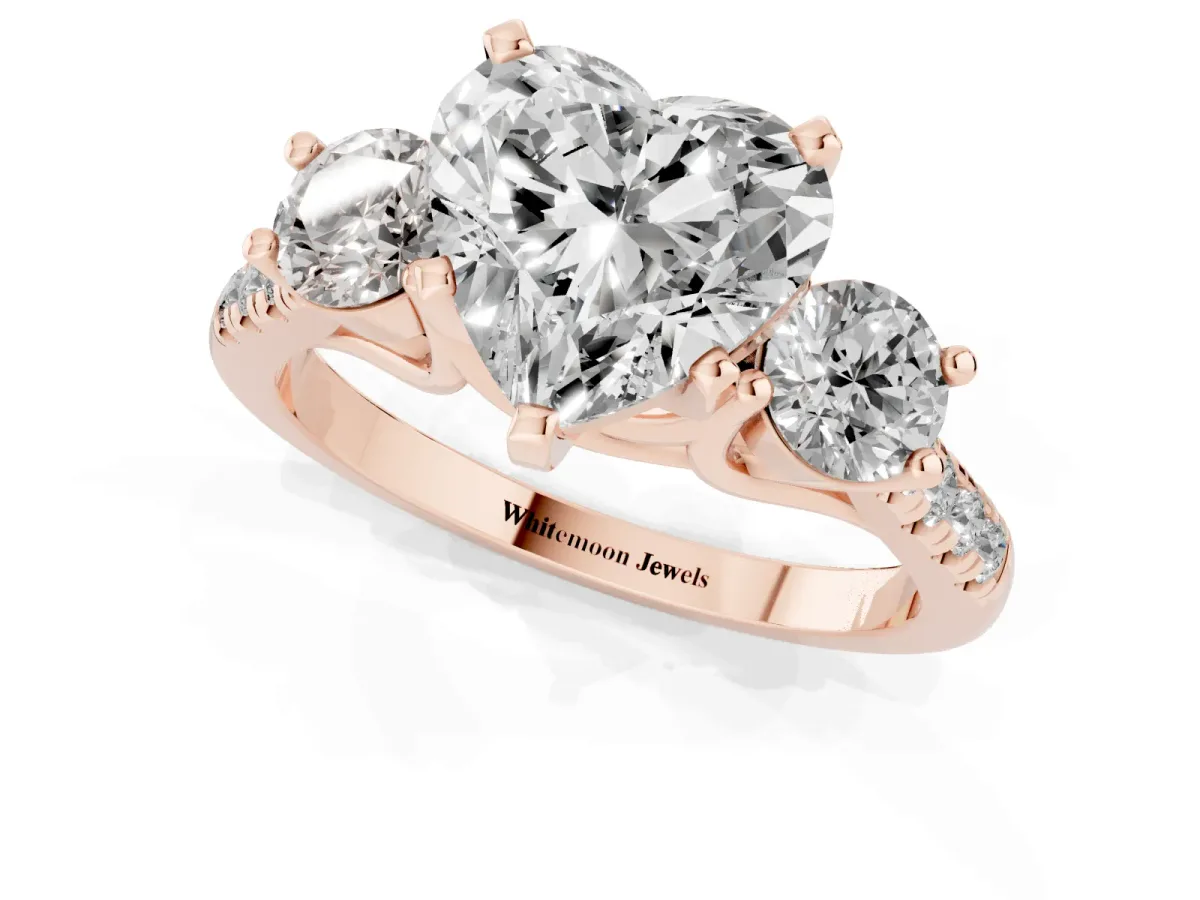 Three-Stone Heart Cut Diamond Pavé Band with Four-Prong Setting Rose gold
