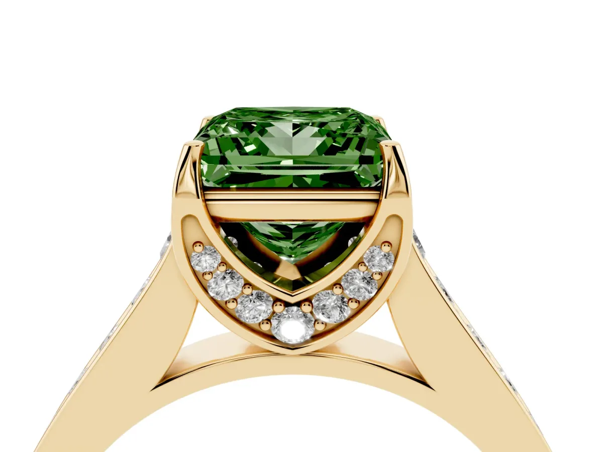 Fancy Green Princess Cut Brilliant Cut Diamond Engagement Ring with Pavé Band and Four-Prong Setting Yellow gold