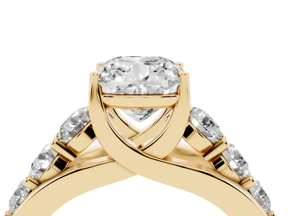 Cushion Cut Diamond Engagement Ring with Pavé Band and Four-Prong Setting Yellow gold