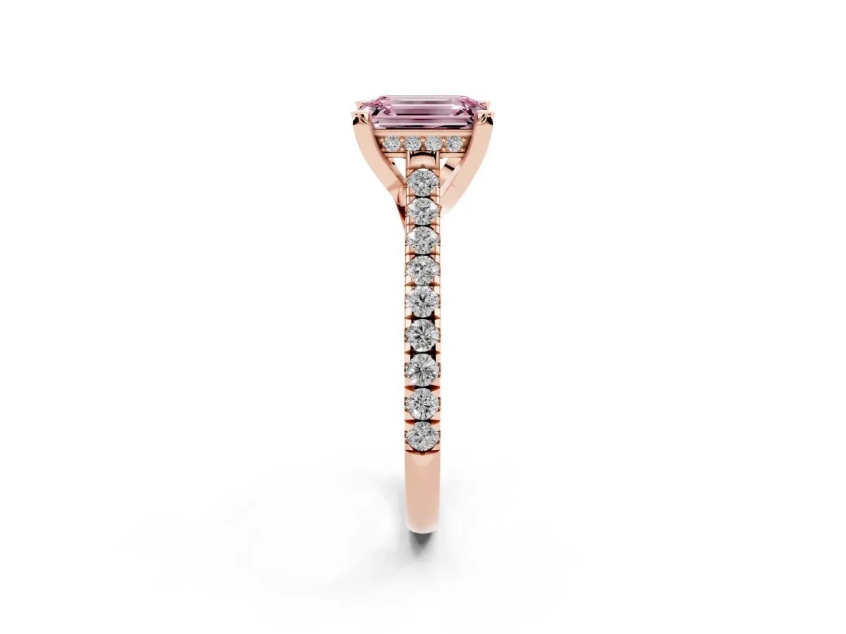 Fancy Pink Emerald Cut Brilliant Diamond Solitaire with Pavé Band and Four-Prong Setting Rose gold