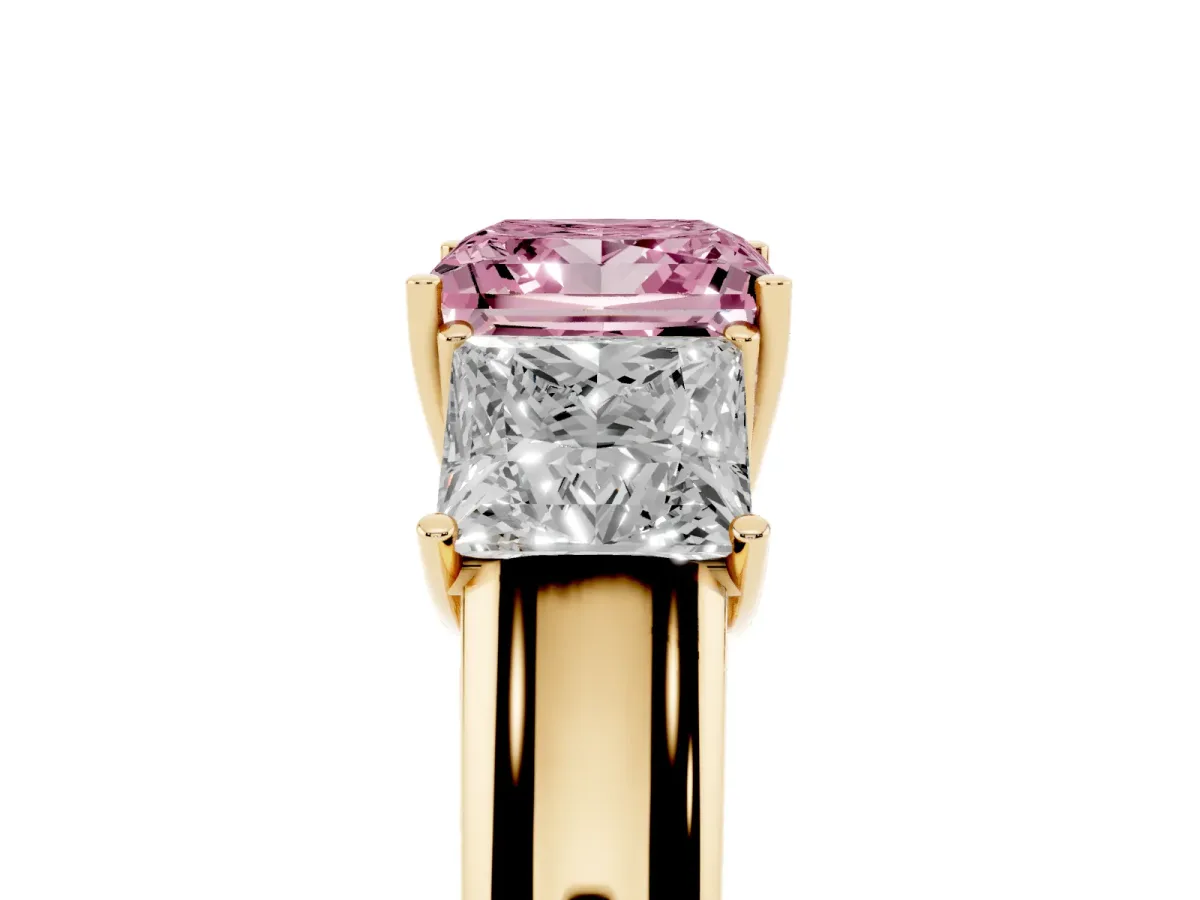 Fancy Pink Three-Stone Princess Cut Cut Diamond Ring with Prong Setting and Classic Band Yellow gold